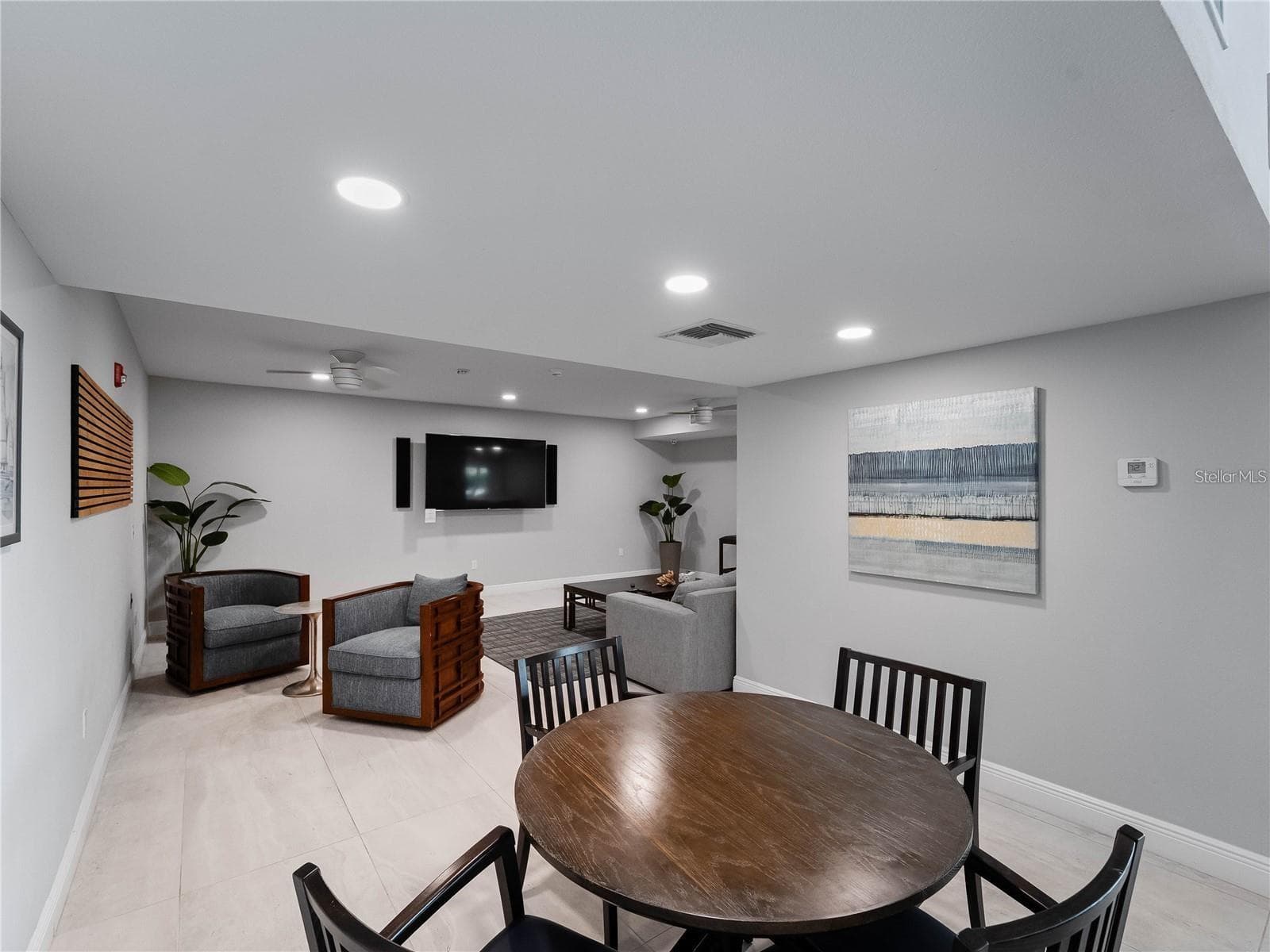 Community gathering room - 102 WINDWARD DR, OSPREY