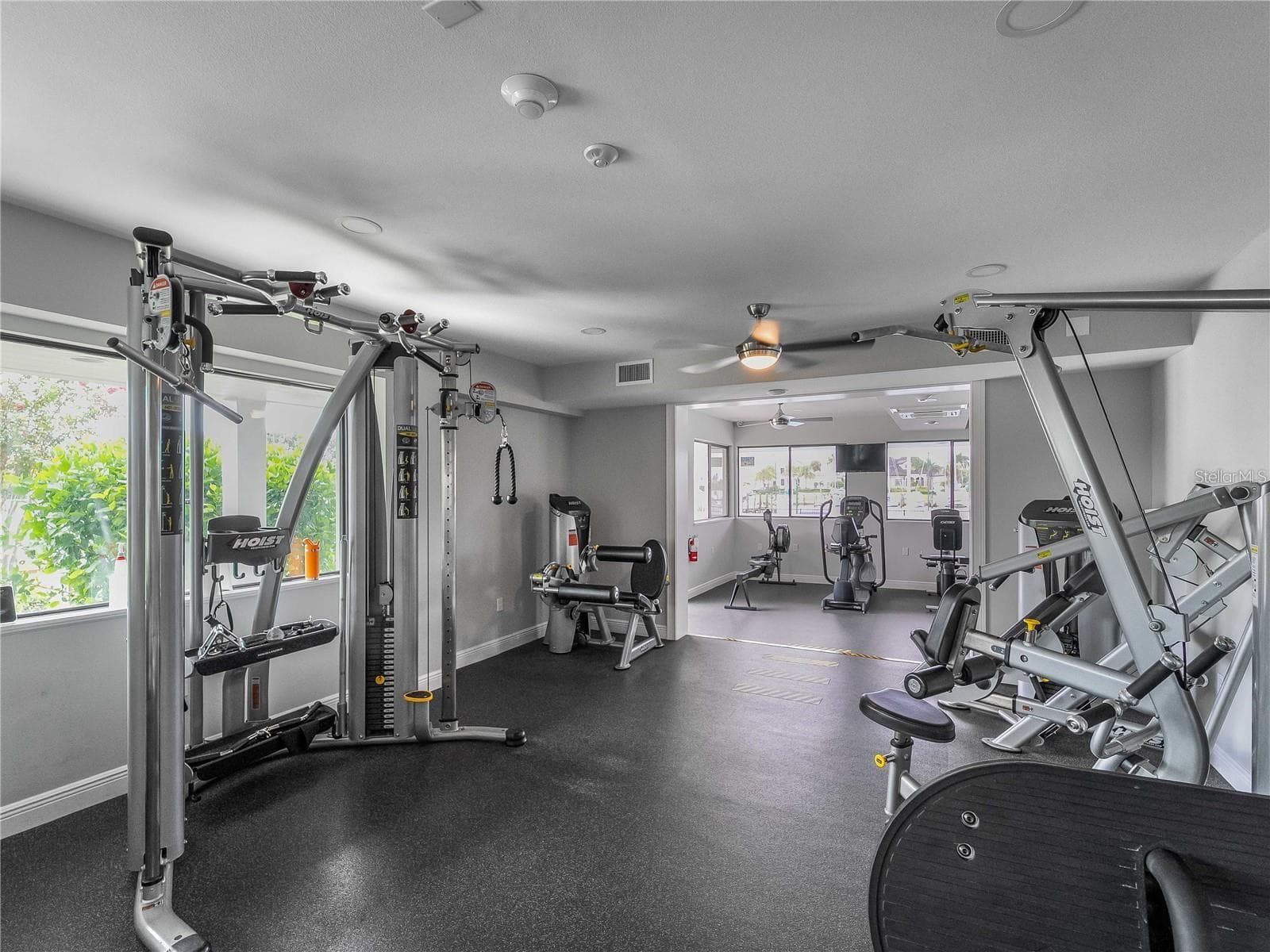 Community fitness center - 102 WINDWARD DR, OSPREY