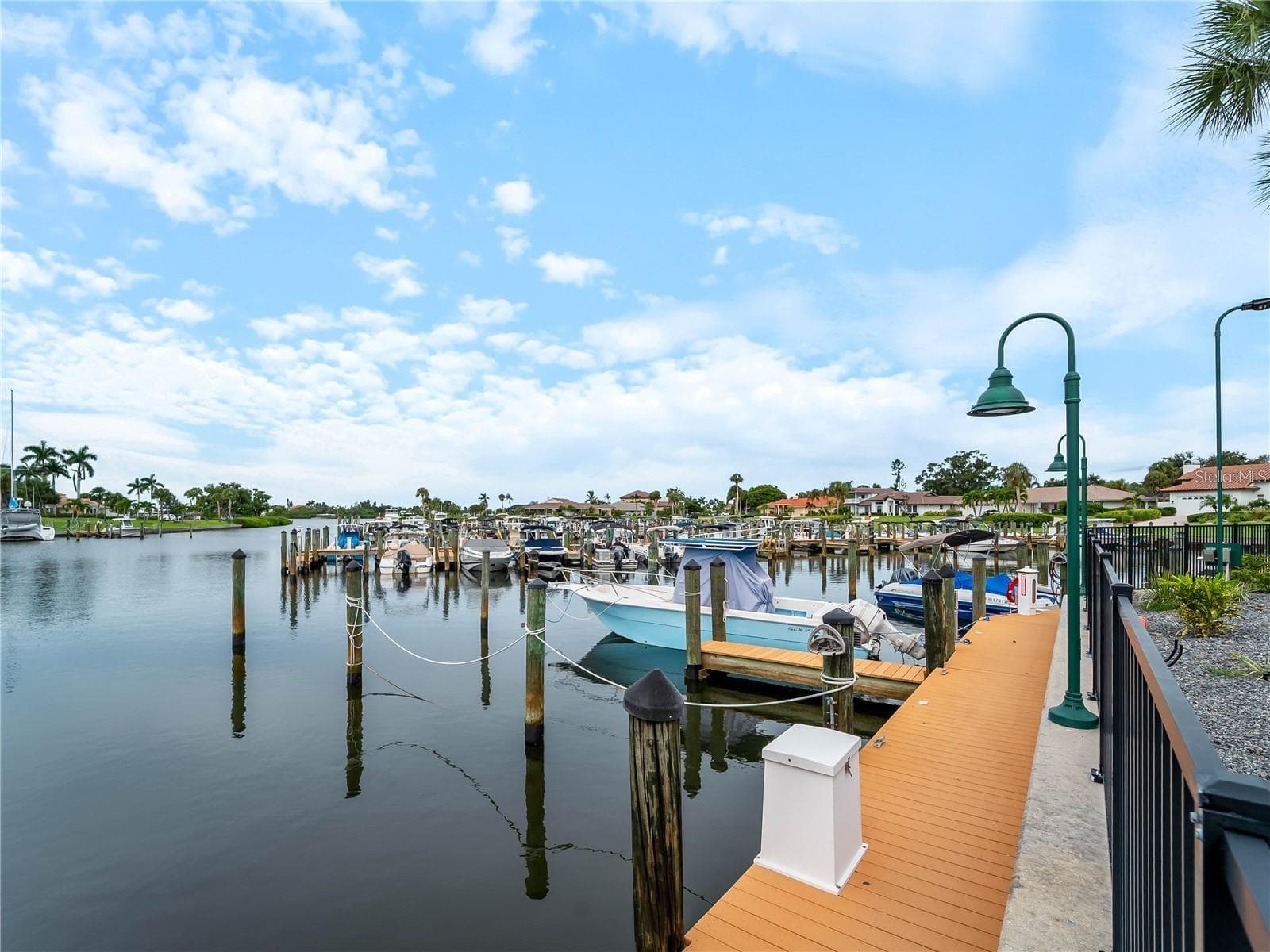 Community marina - 102 WINDWARD DR, OSPREY