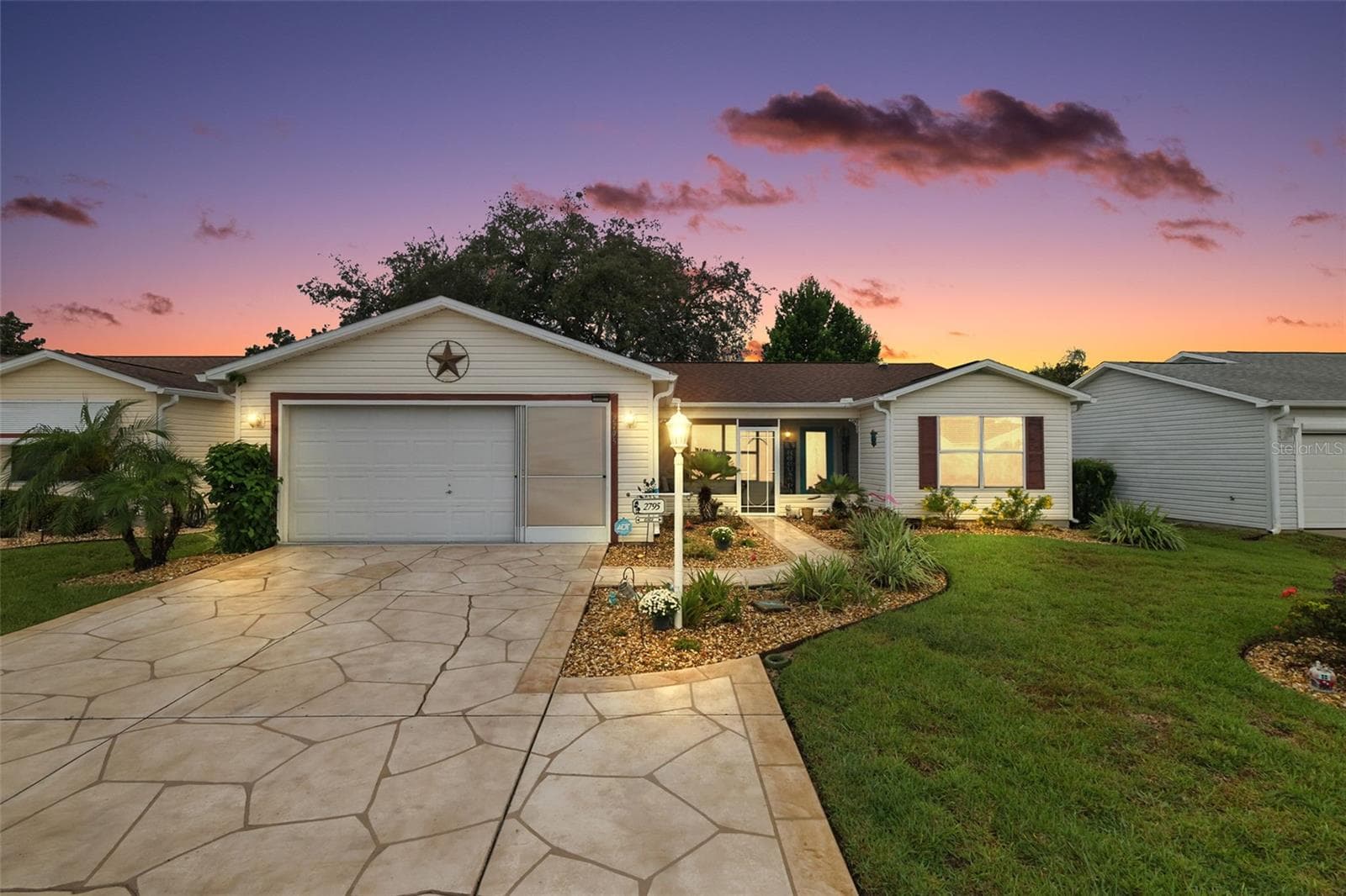 2795 PRIVADA DR