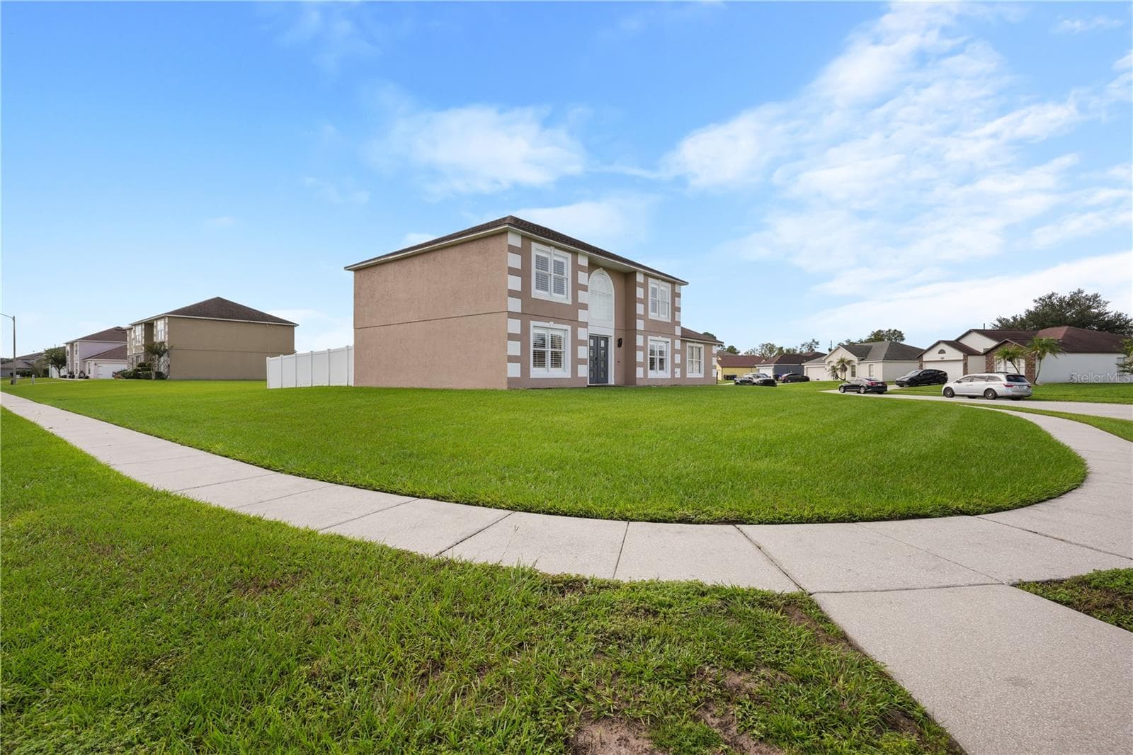 Single Family Residence at 2430 MARCASITE LOOP, KISSIMMEE, photo 2 of 43