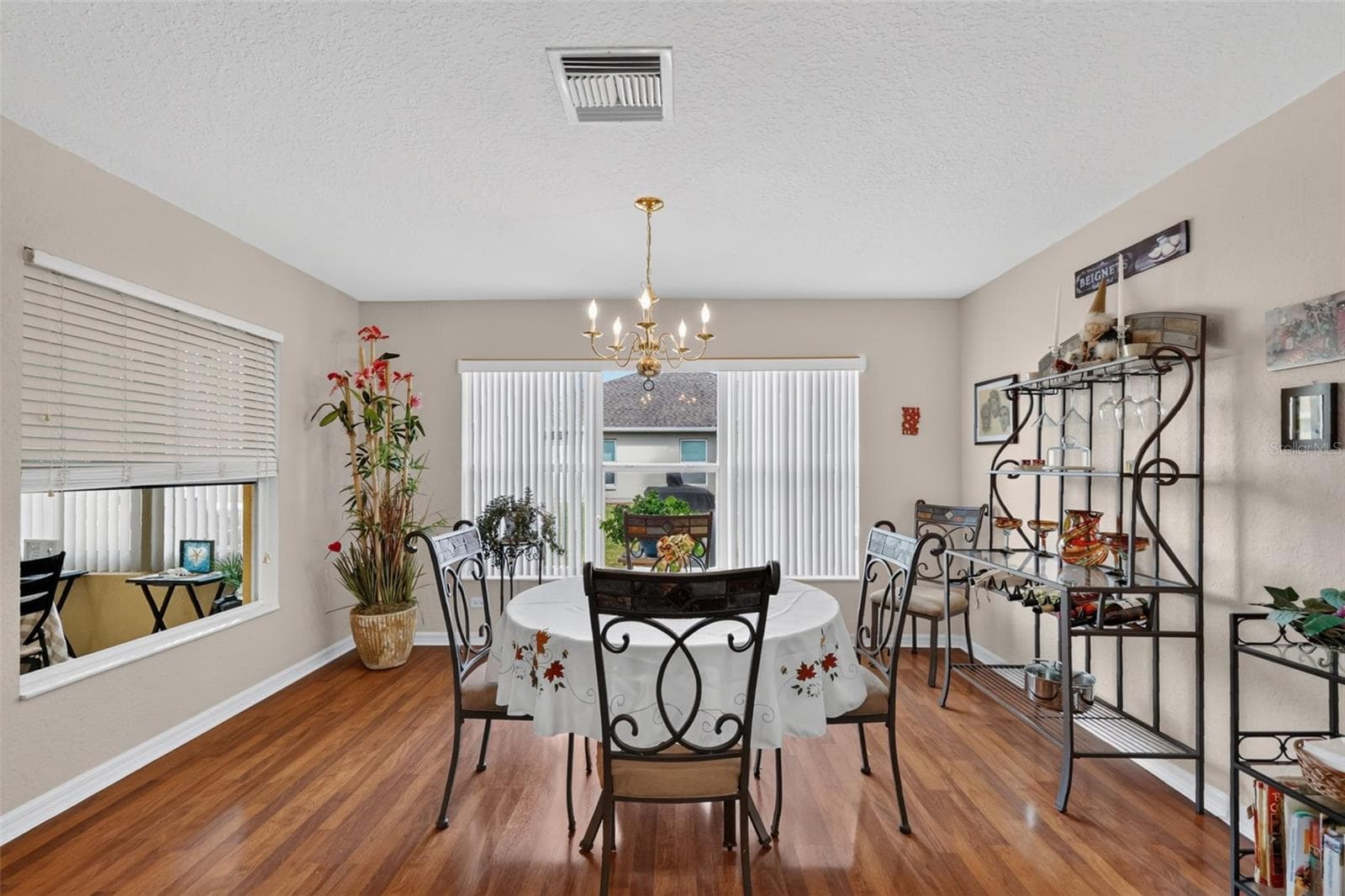 Single Family Residence at 13875 SE 94TH AVE, SUMMERFIELD, photo 5 of 43