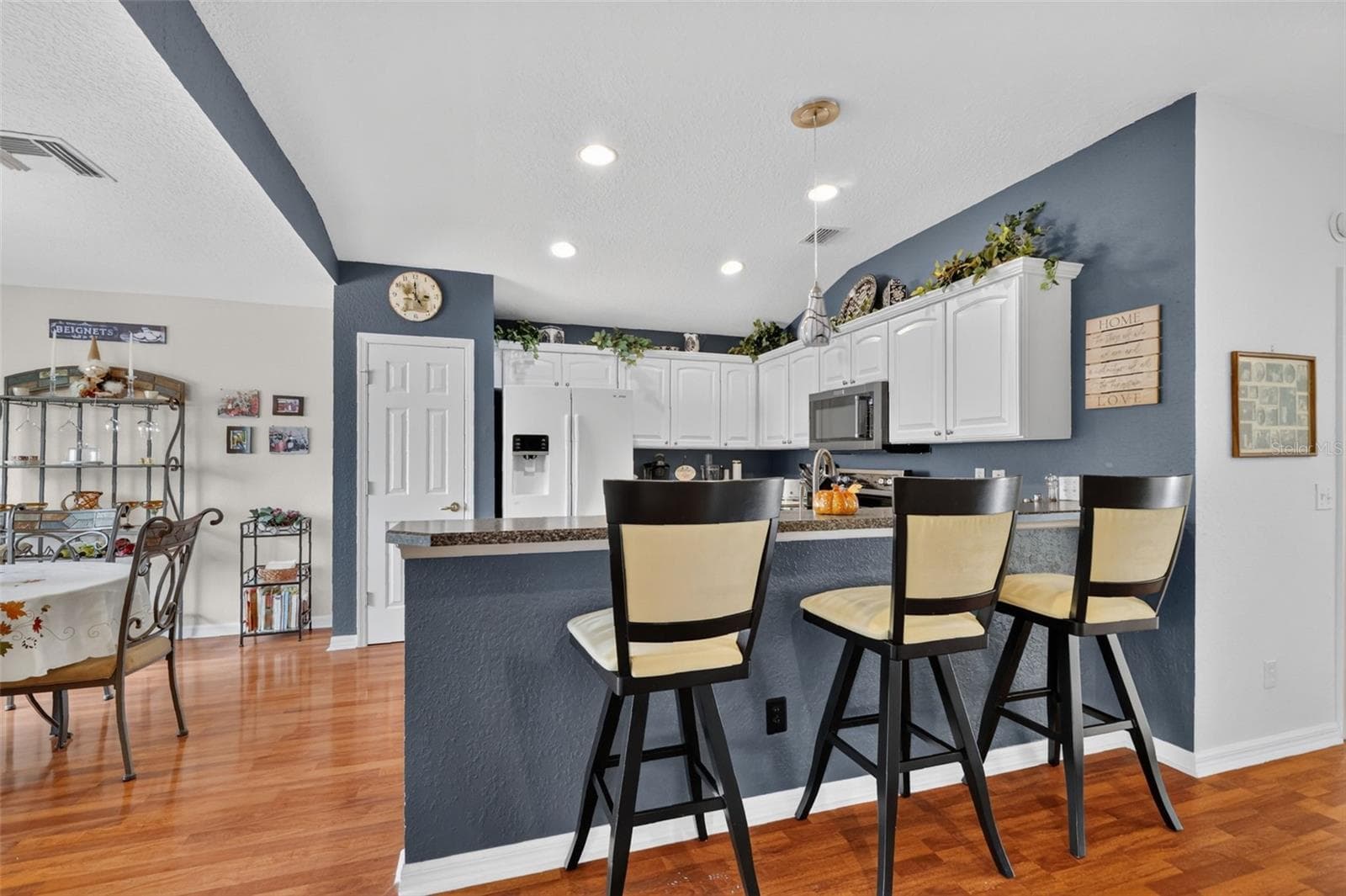 Single Family Residence at 13875 SE 94TH AVE, SUMMERFIELD, photo 11 of 43