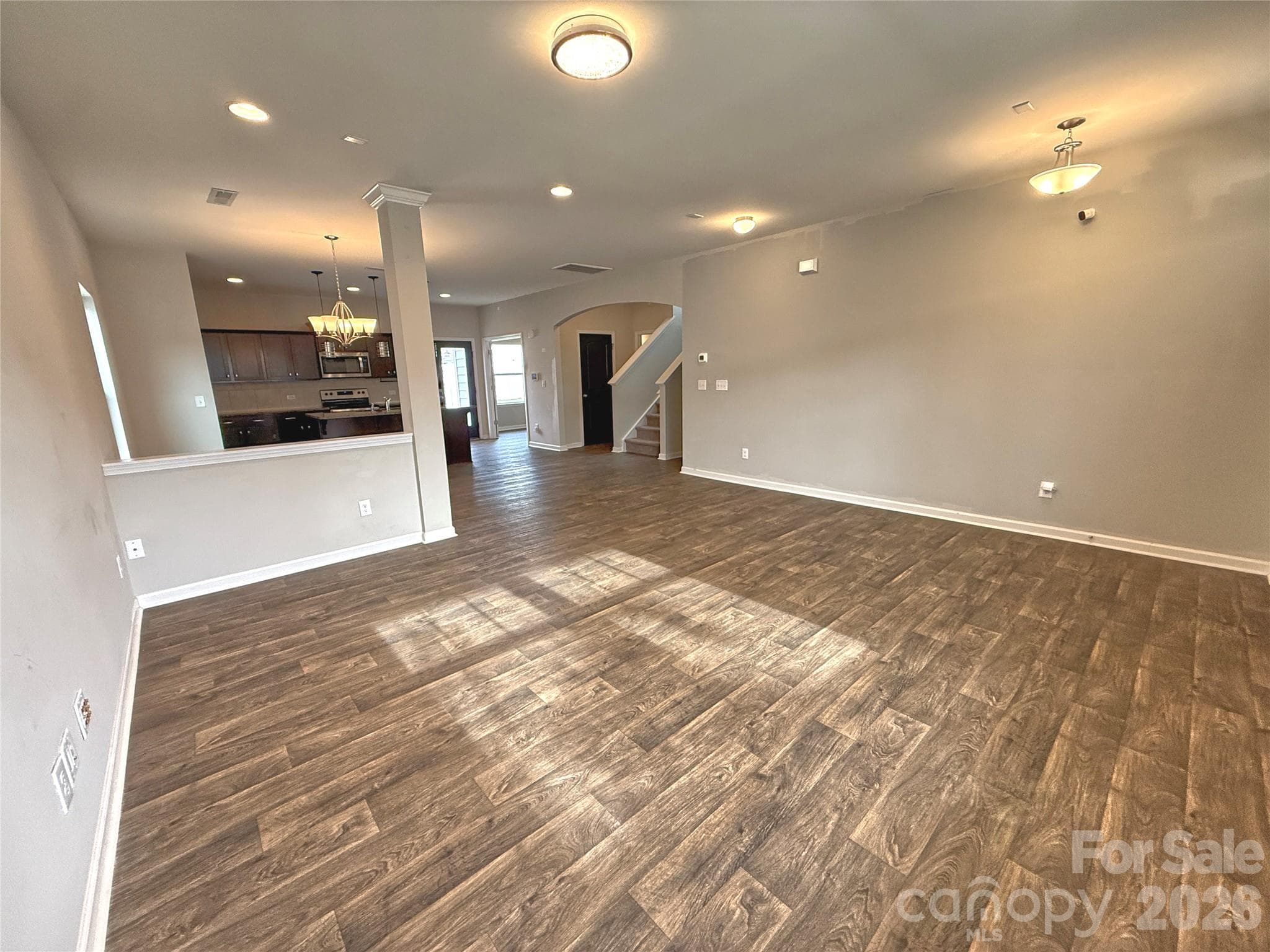 Single Family Residence at 5113 Thomasville Drive, Belmont, photo 4 of 23
