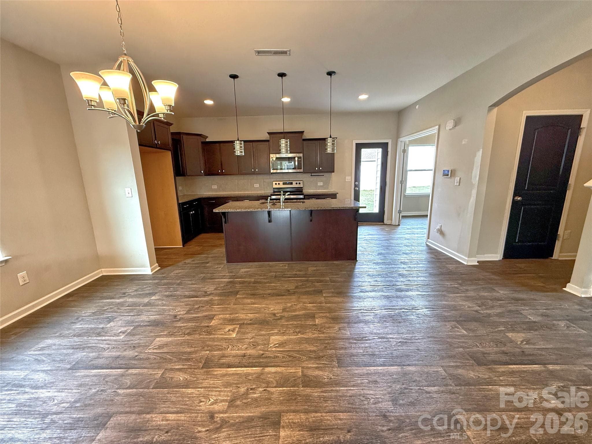 Single Family Residence at 5113 Thomasville Drive, Belmont, photo 5 of 23