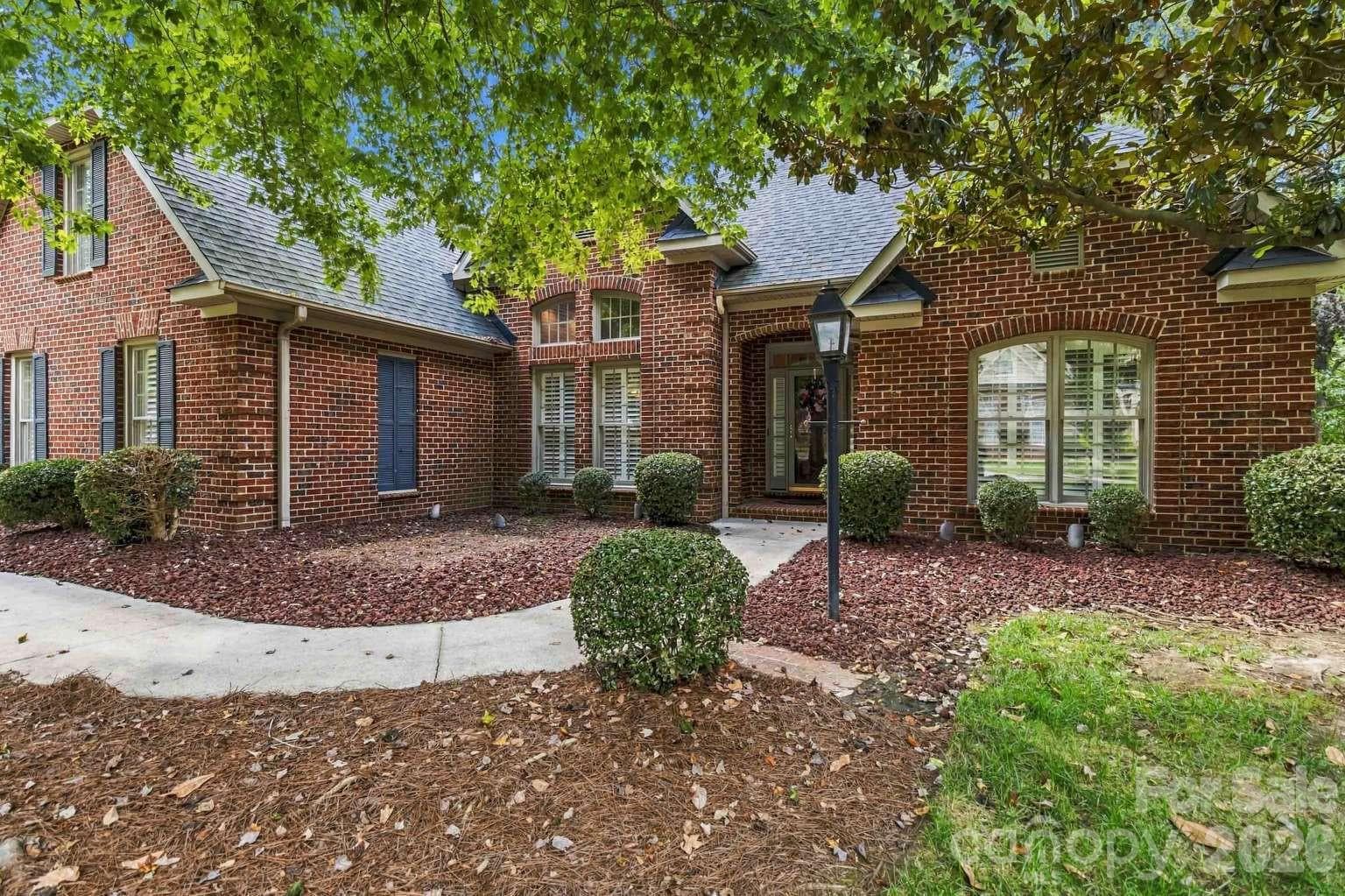 1106 Westlake Drive