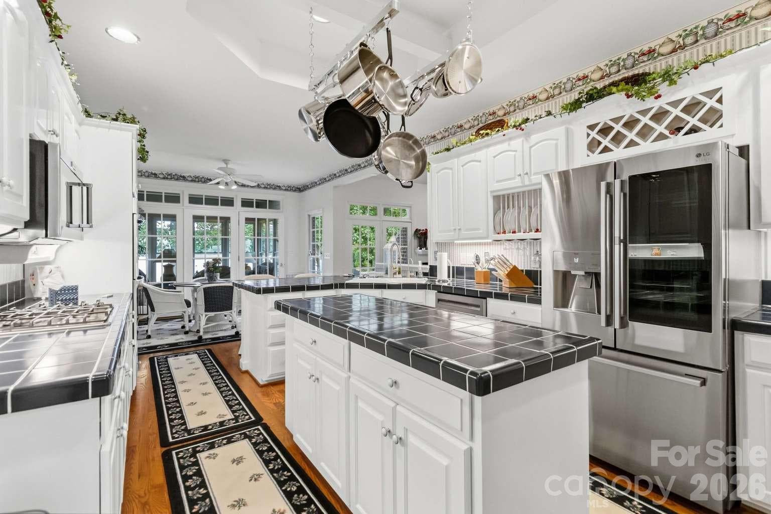 Single Family Residence at 1106 Westlake Drive, Kannapolis, photo 16 of 48