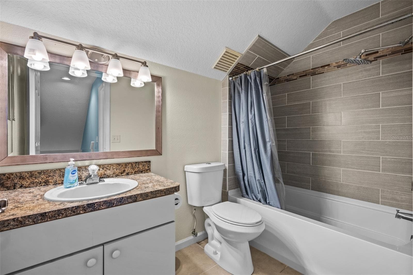 Single Family Residence at 4706 69TH CT E, PALMETTO, photo 18 of 39