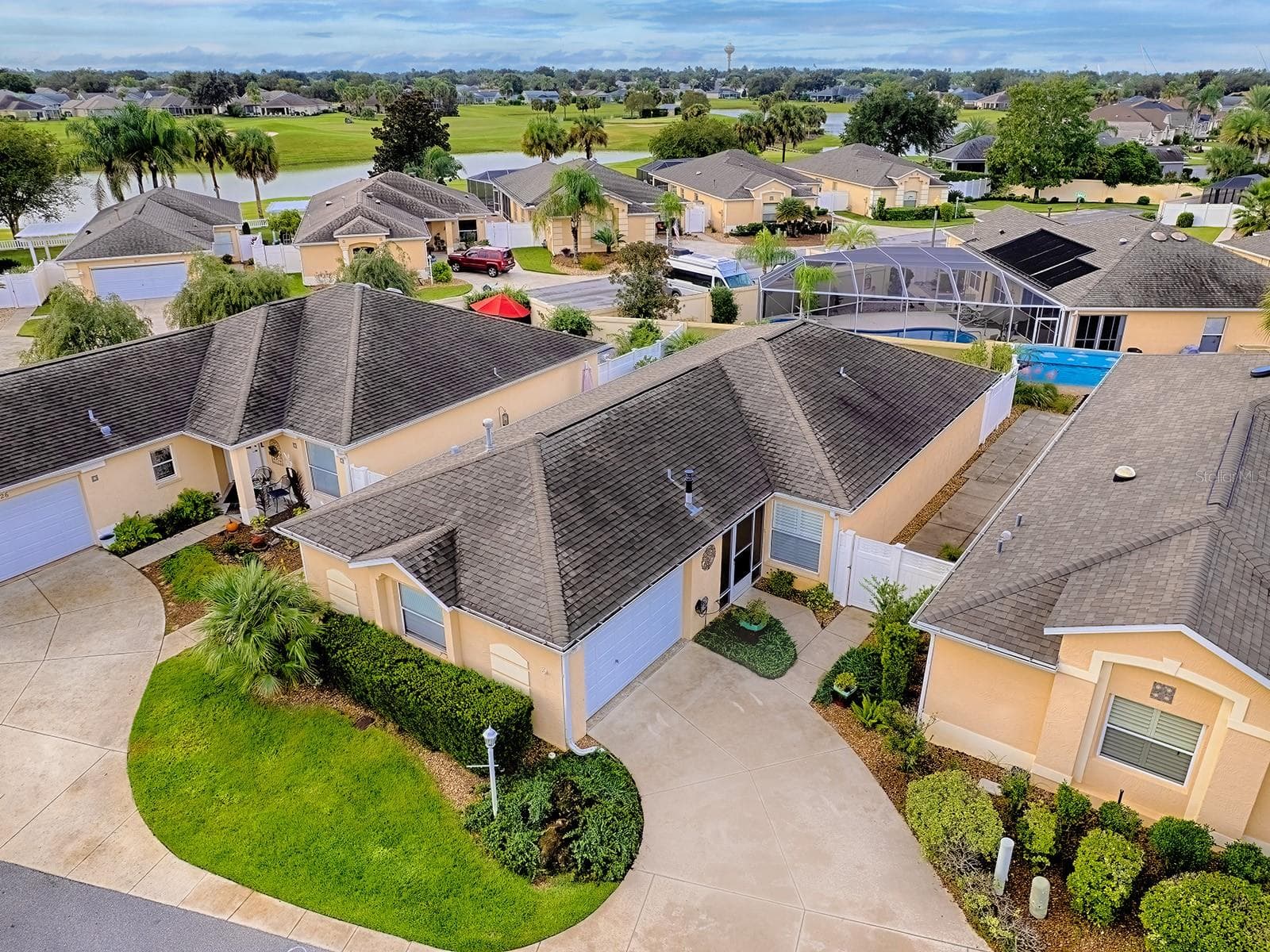 Quiet Villa to call home - 1530 BARNWELL PL, THE VILLAGES