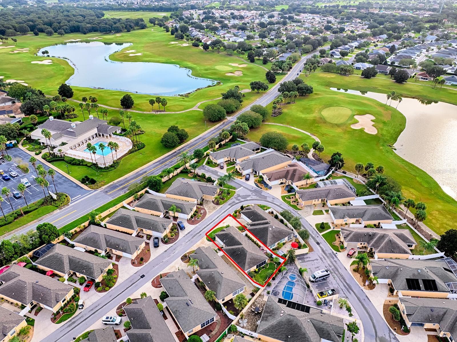 Fantastic central location - 1530 BARNWELL PL, THE VILLAGES