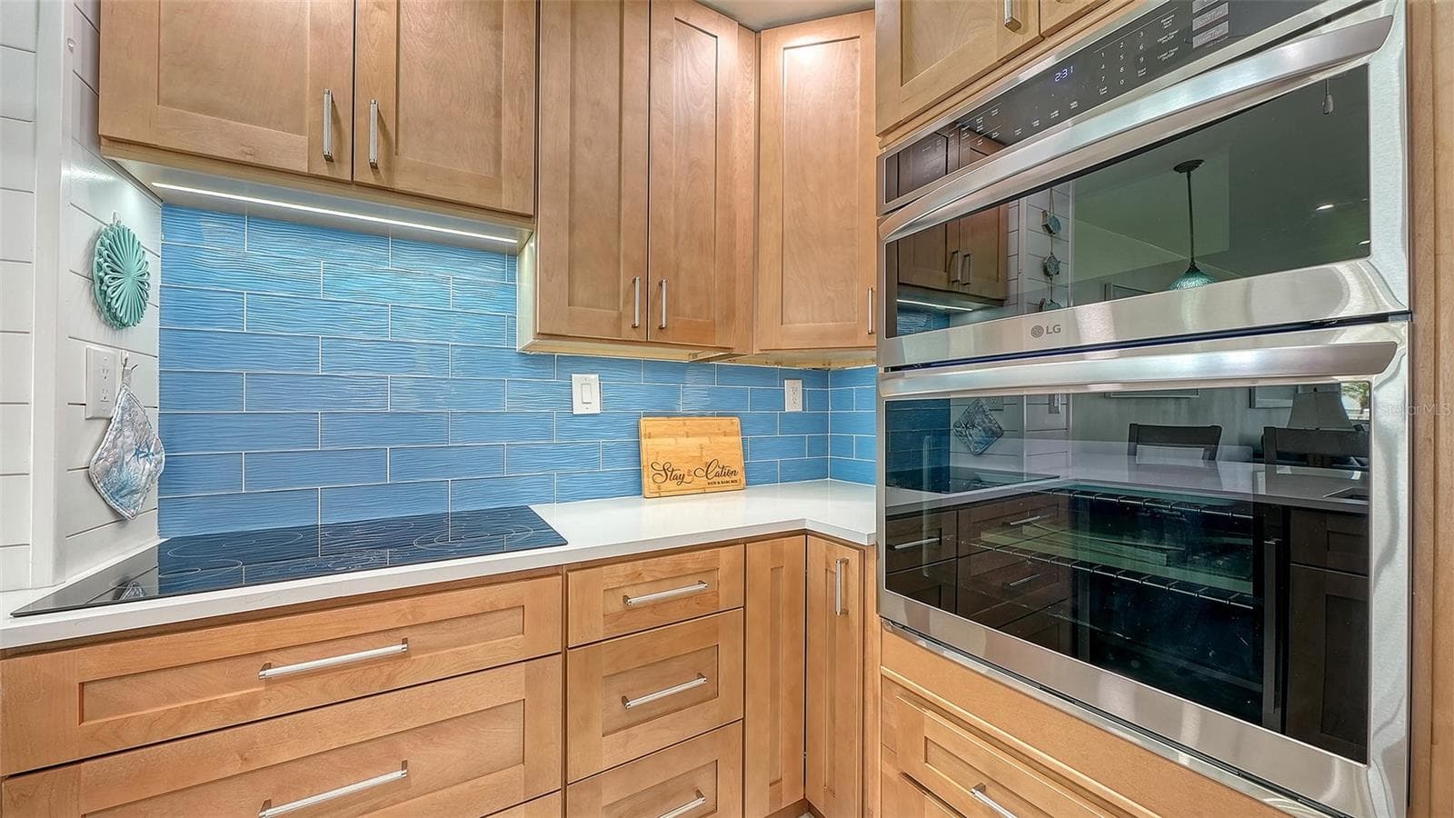 Completely updated condo 2025. - 771 JOHN RINGLING BLVD #5, SARASOTA