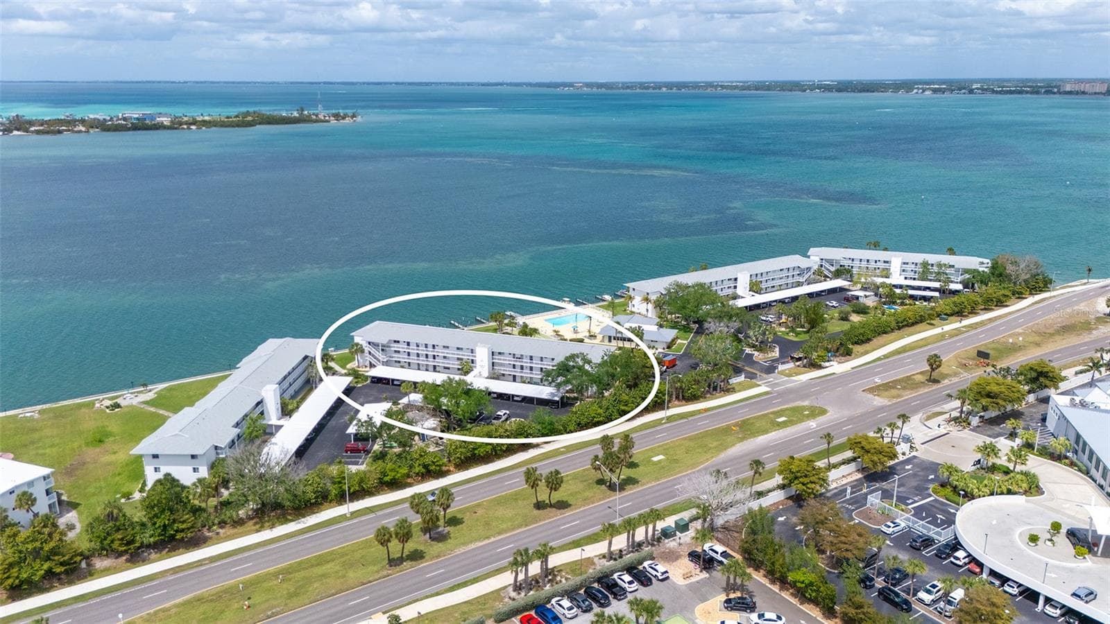 Sarasota Harbor East maintenance free 55+ community. - 771 JOHN RINGLING BLVD #5, SARASOTA
