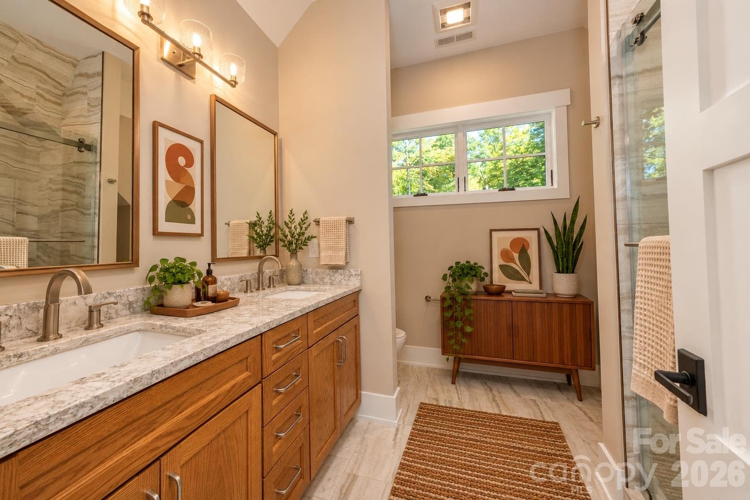 Upstairs Bathroom - 100 Dartmouth Way, Waynesville
