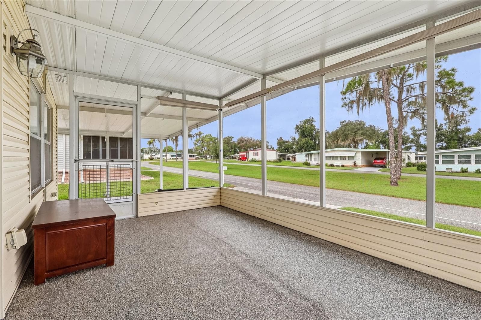 Mobile Home at 411 PALO VERDE DR, LEESBURG, photo 9 of 43