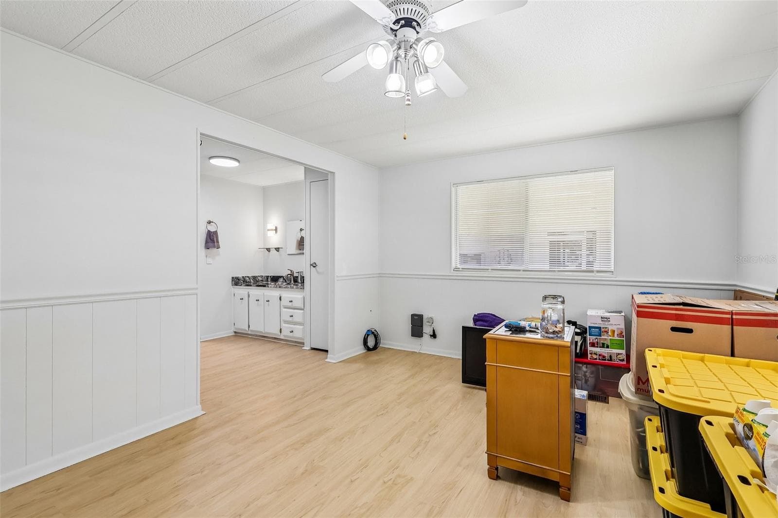 Mobile Home at 411 PALO VERDE DR, LEESBURG, photo 31 of 43