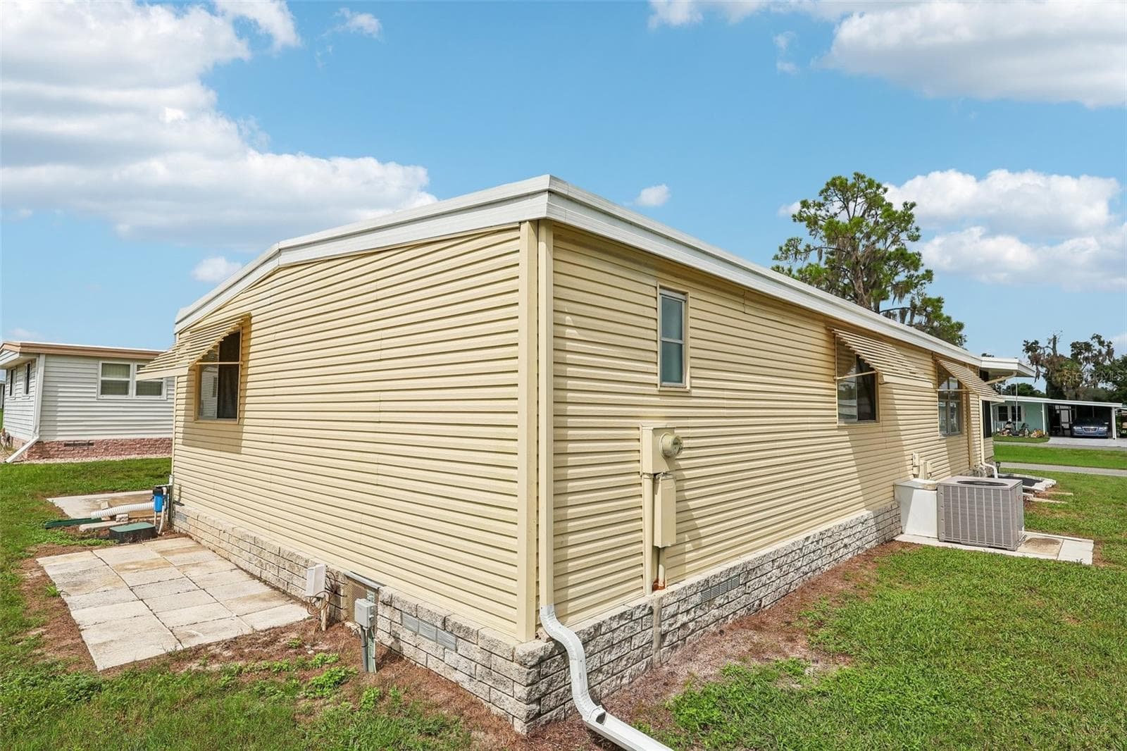 Mobile Home at 411 PALO VERDE DR, LEESBURG, photo 43 of 43