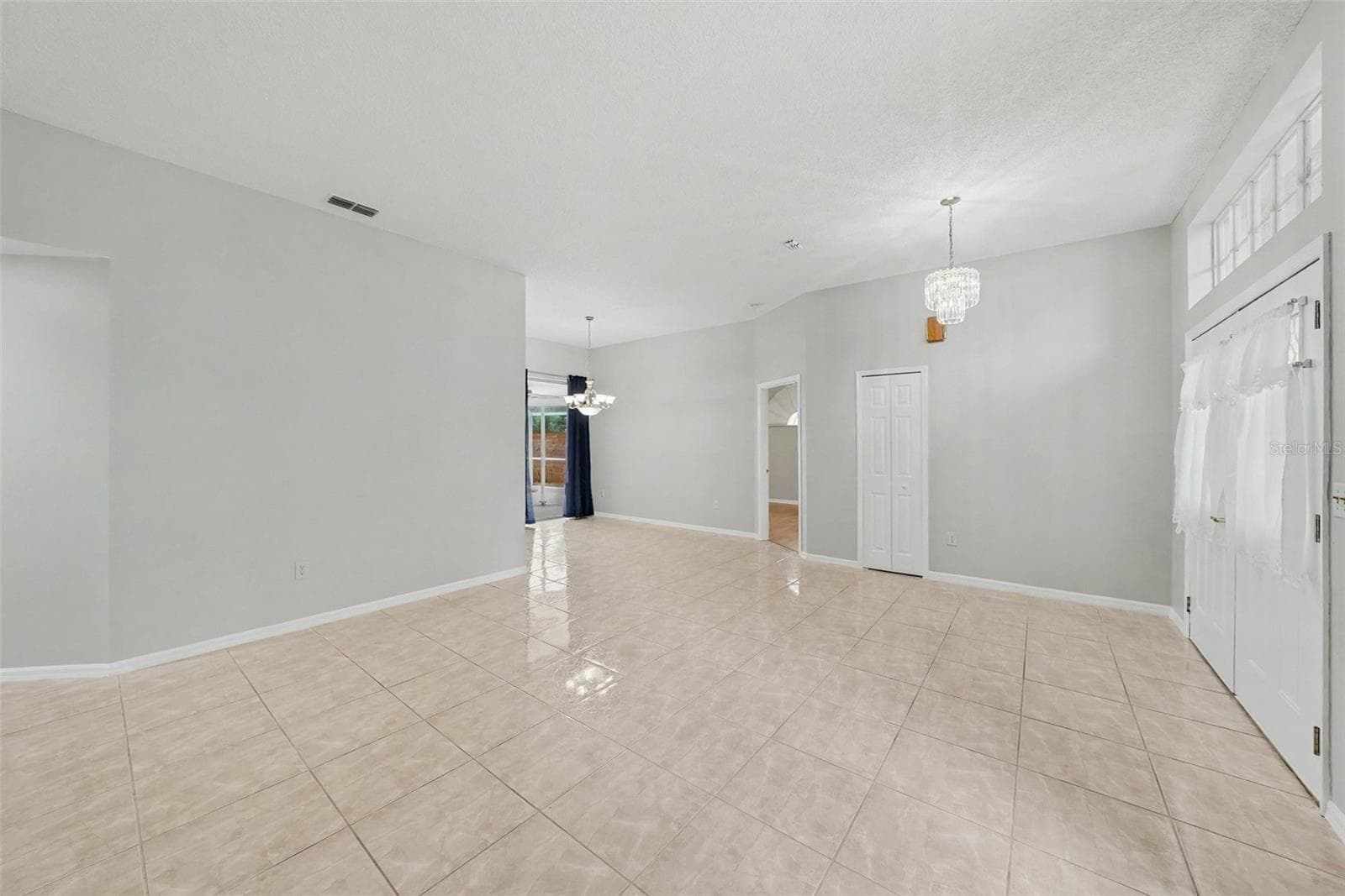 Single Family Residence at 907 BRITTANY PARK BLVD, TARPON SPRINGS, photo 3 of 30