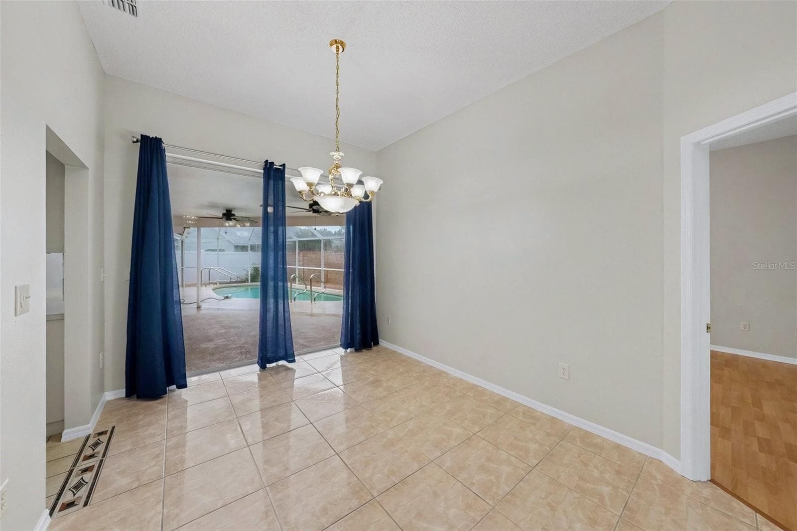 Single Family Residence at 907 BRITTANY PARK BLVD, TARPON SPRINGS, photo 7 of 30