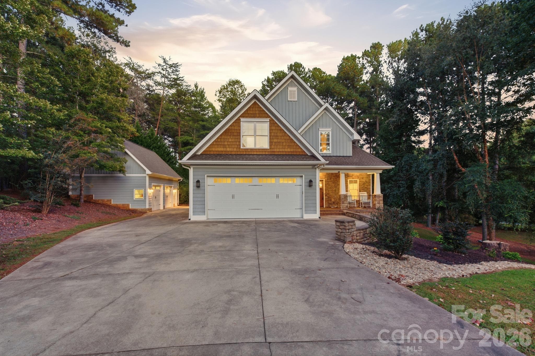5596 Bridgewater Drive