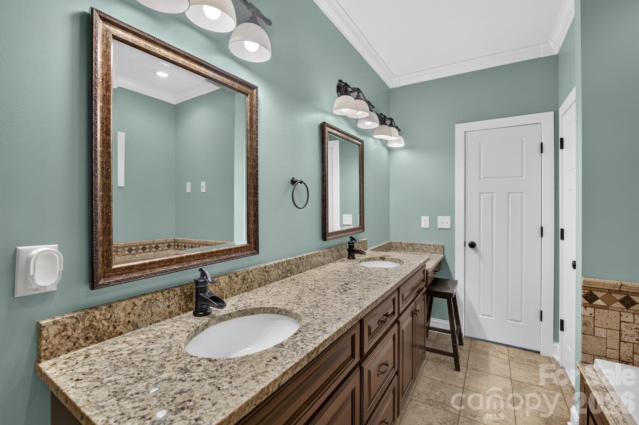 Single Family Residence at 5596 Bridgewater Drive, Granite Falls, photo 14 of 48