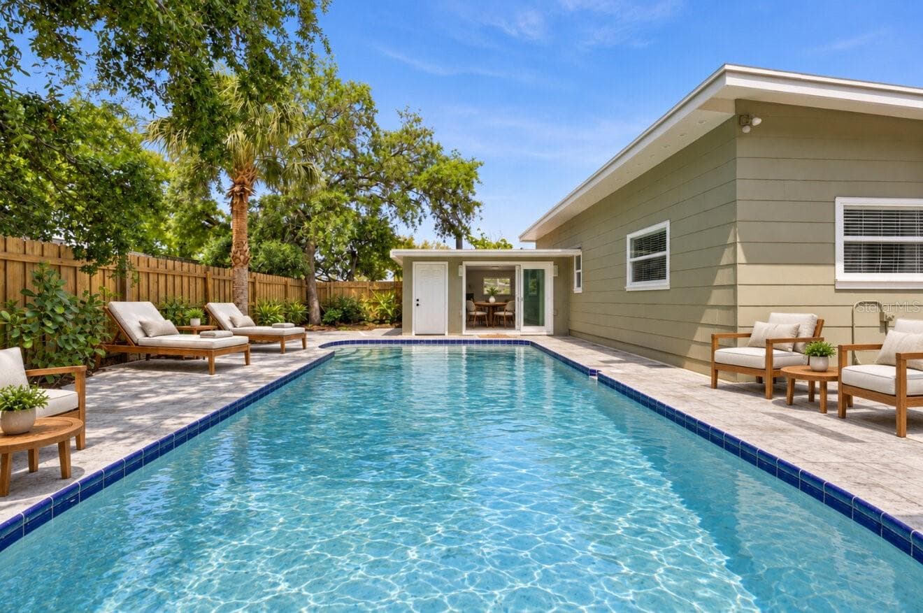 Single Family Residence at 7310 11TH AVE N, ST PETERSBURG, photo 15 of 16