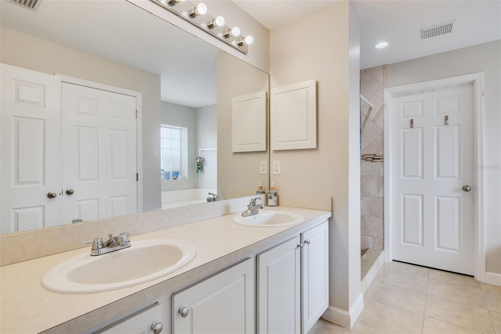 Primary bath - 1732 NW 15TH TER, CAPE CORAL
