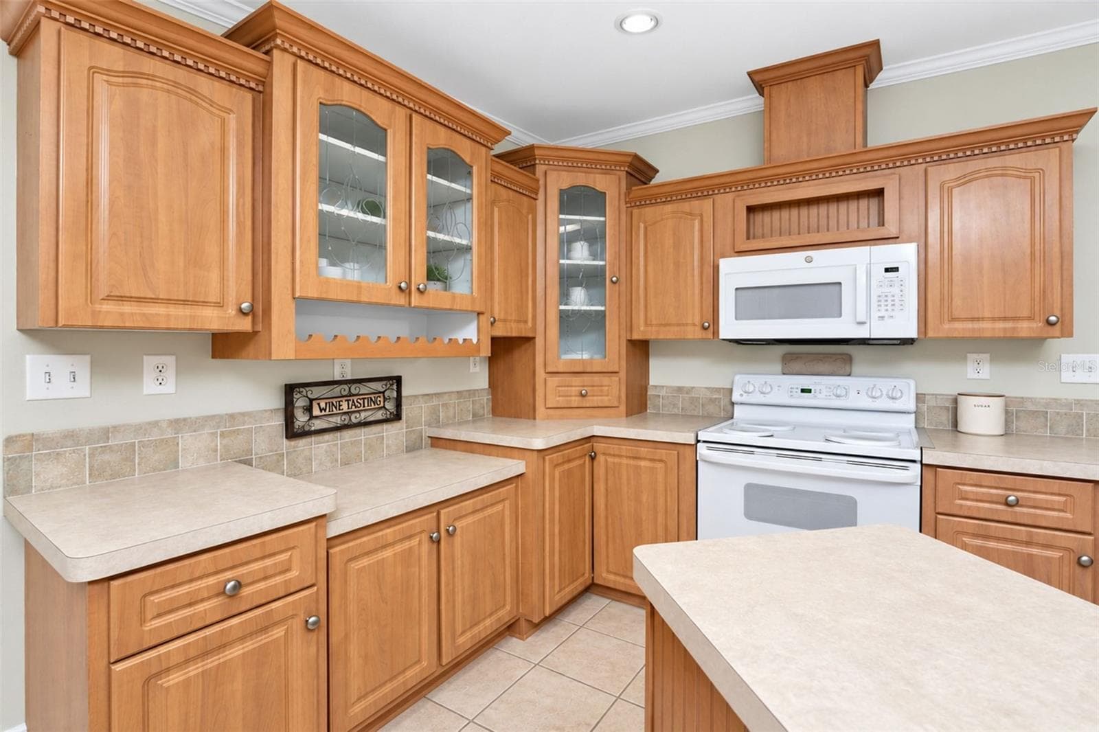 Manufactured Home at 4191 PELICAN POINTE DR, PUNTA GORDA, photo 15 of 60