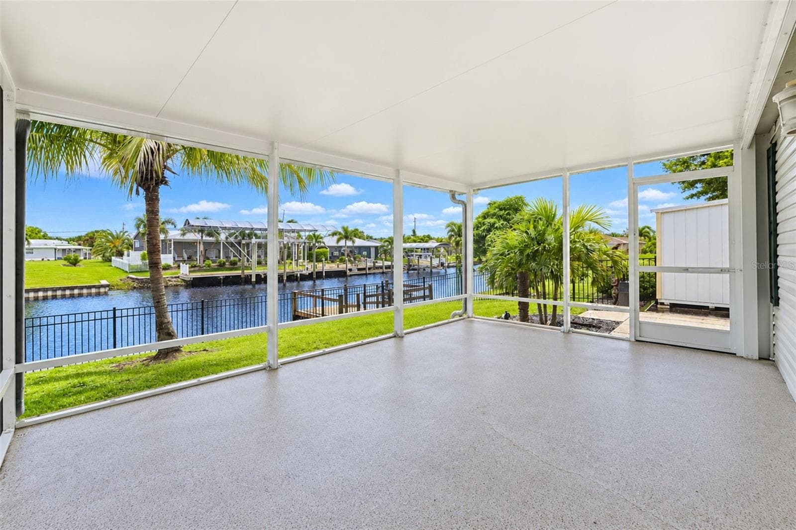 Manufactured Home at 4191 PELICAN POINTE DR, PUNTA GORDA, photo 44 of 60