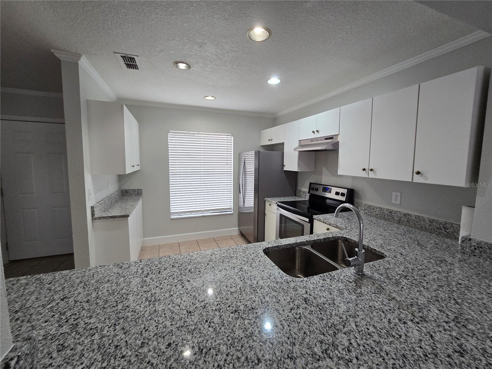 Single Family Residence at 1611 SHADY RIDGE CT #260, ORLANDO, photo 4 of 31