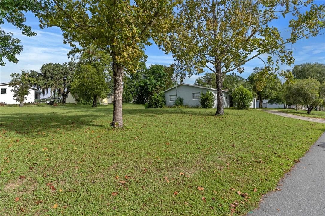 Single Family Residence at 106 S Lucille ST, BEVERLYHILLS FL 34465, Beverly Hills, photo 5 of 48