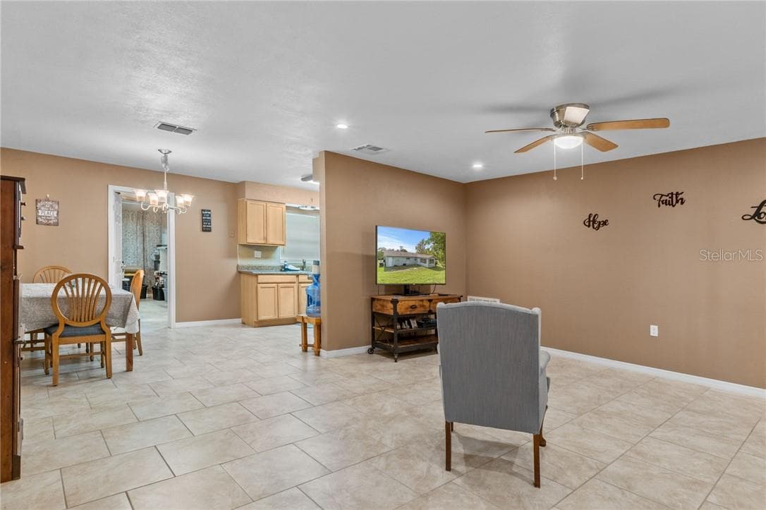 Single Family Residence at 106 S Lucille ST, BEVERLYHILLS FL 34465, Beverly Hills, photo 12 of 48