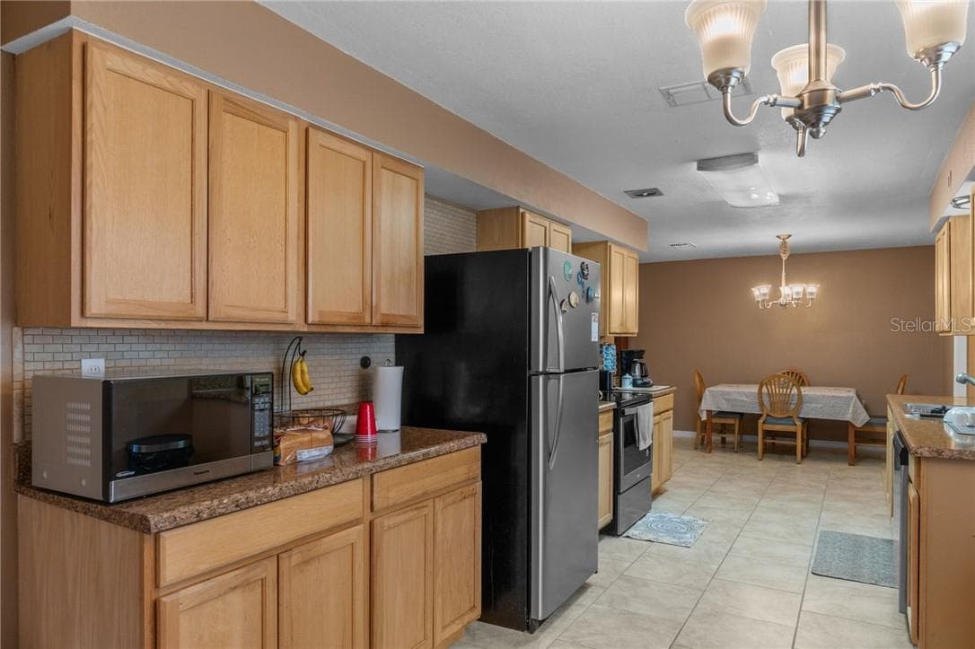 Single Family Residence at 106 S Lucille ST, BEVERLYHILLS FL 34465, Beverly Hills, photo 21 of 48