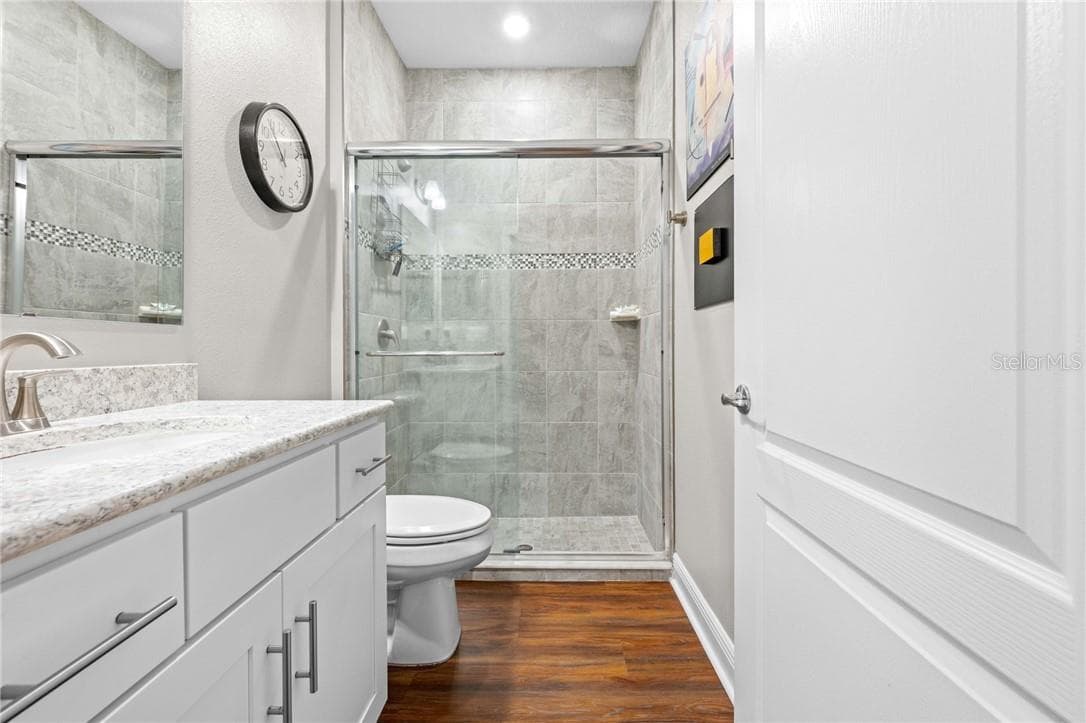 Front Bathroom - 16 Elder CT E, HOMOSASSA FL 34446, Homosassa