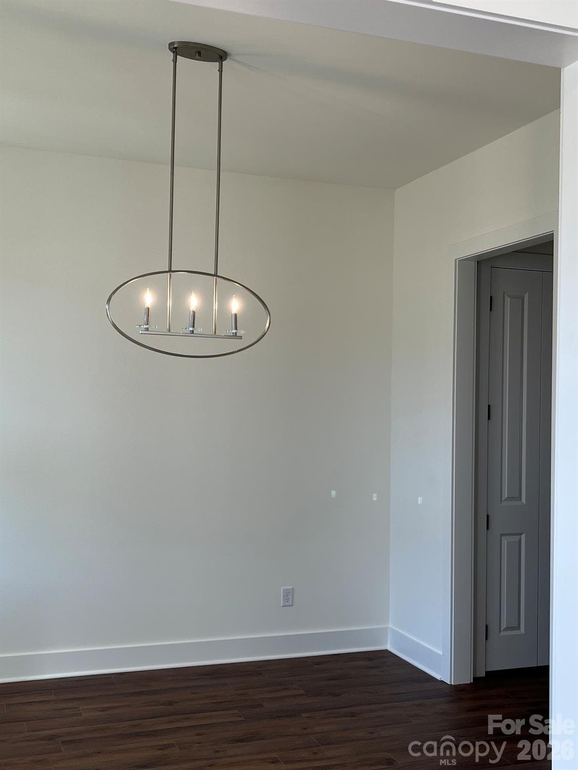 Dining Area - Charlotte