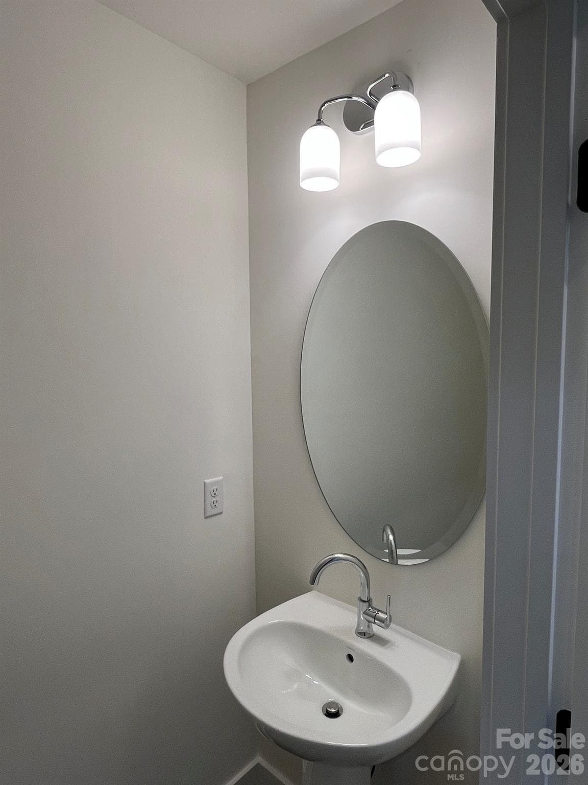 Powder Room - Charlotte
