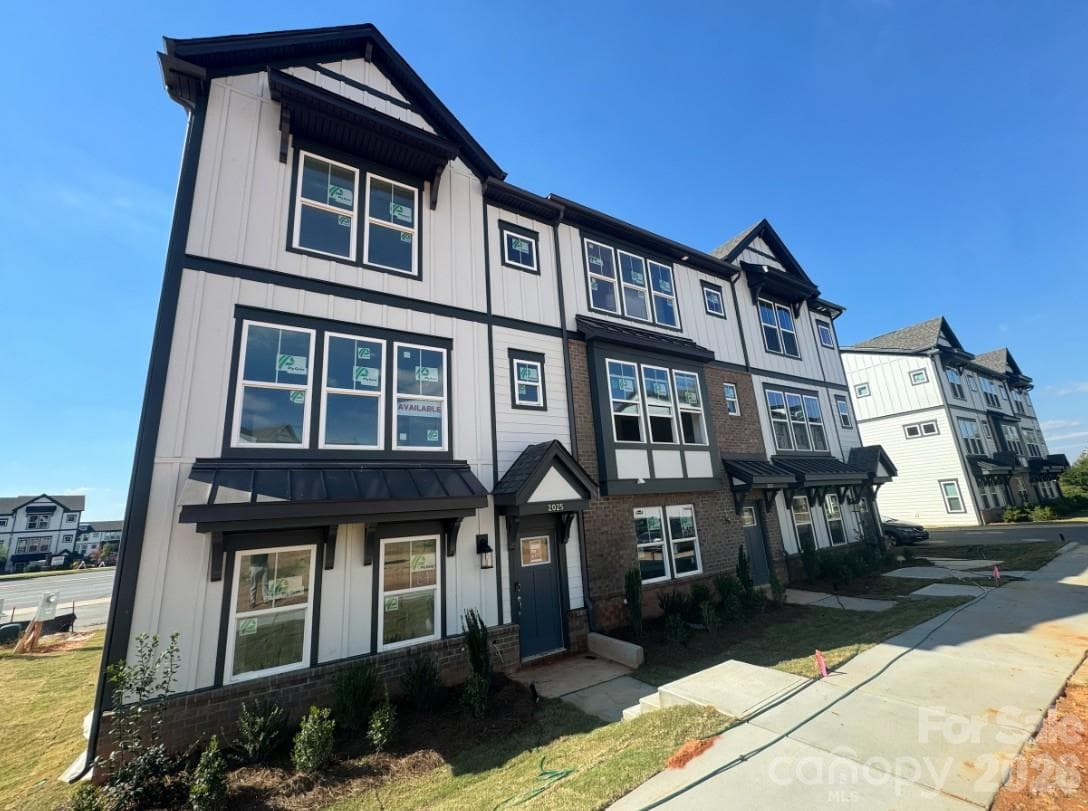 Senata at Research Park Community - 2021 Hawksworth Lane, Charlotte