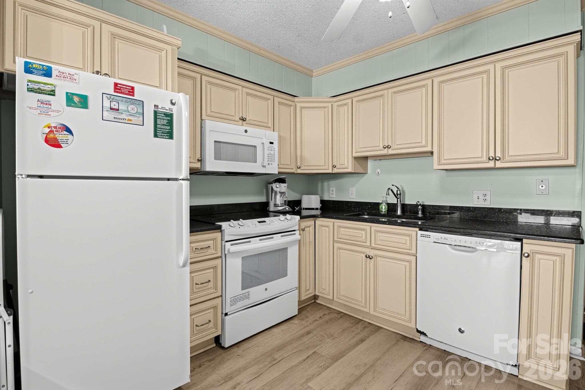 Condominium at 6000 Ocean Boulevard N, North Myrtle Beach, photo 10 of 30