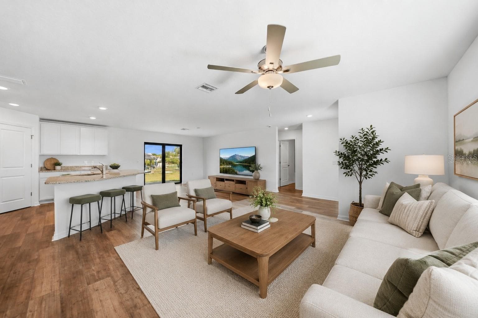 Single Family Residence at 6007 GILLOT BLVD, PORT CHARLOTTE, photo 3 of 38