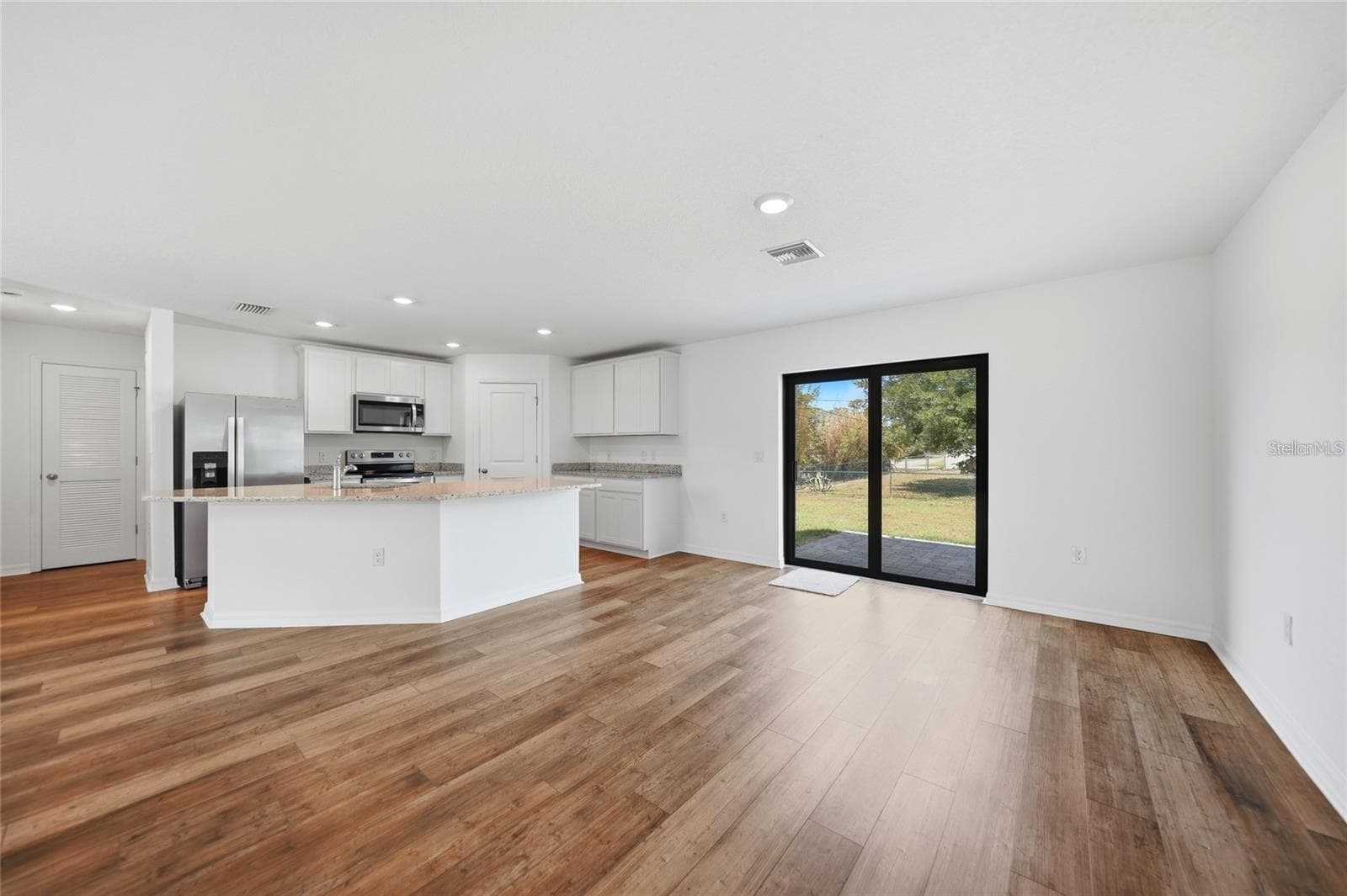 Single Family Residence at 6007 GILLOT BLVD, PORT CHARLOTTE, photo 4 of 38