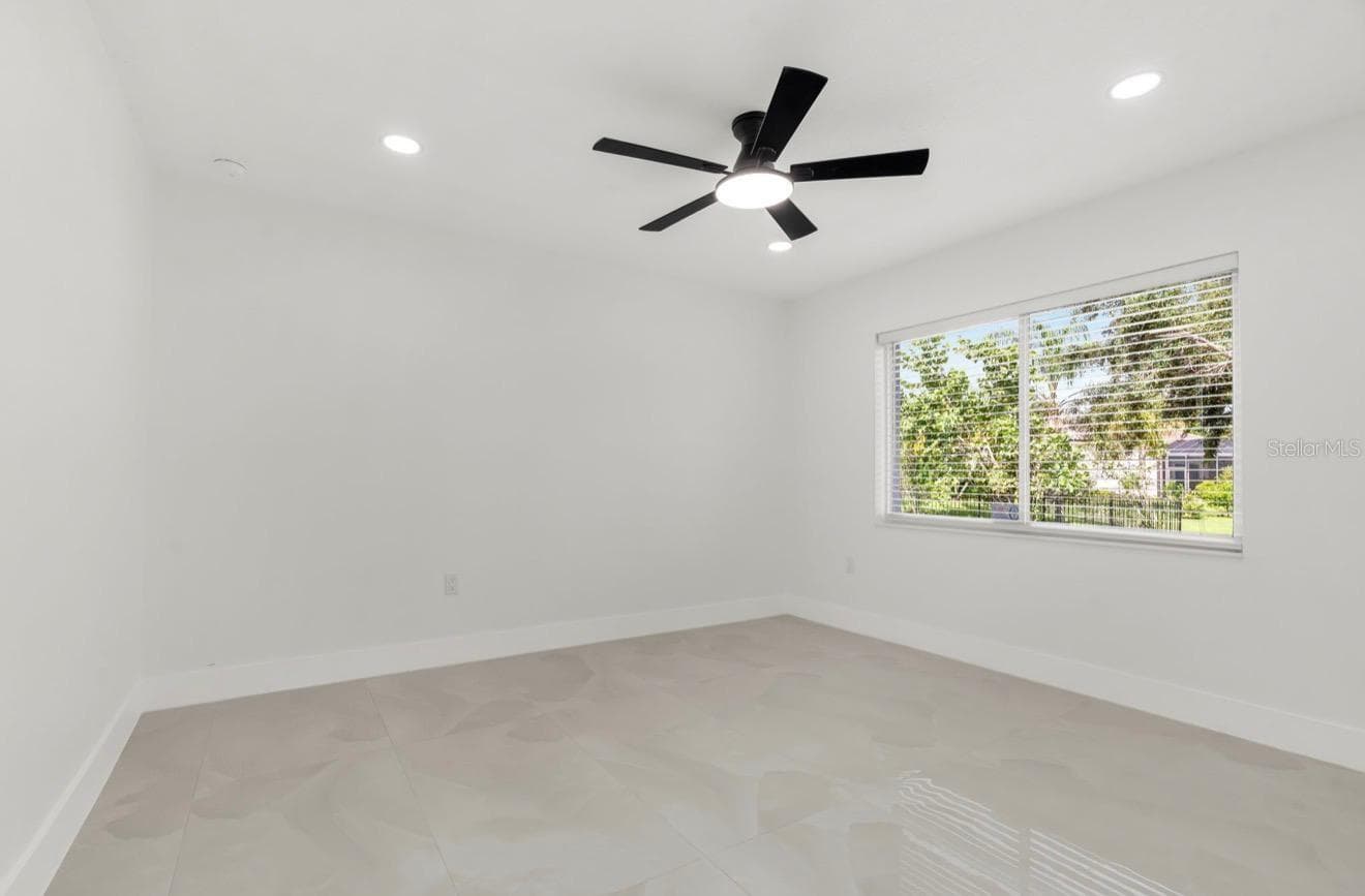 Single Family Residence at 9701 PORT COLONY WAY, TAMPA, photo 33 of 50