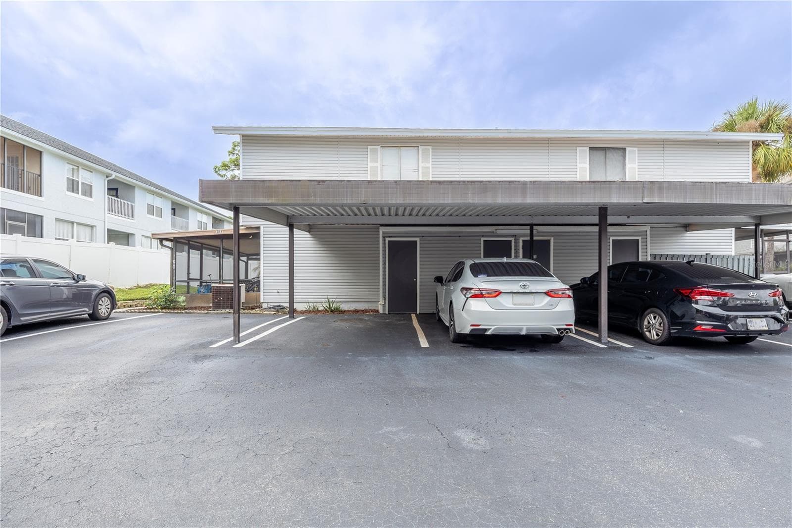 Townhouse at 504 HEATHERTON VLG, ALTAMONTE SPRINGS, photo 2 of 28