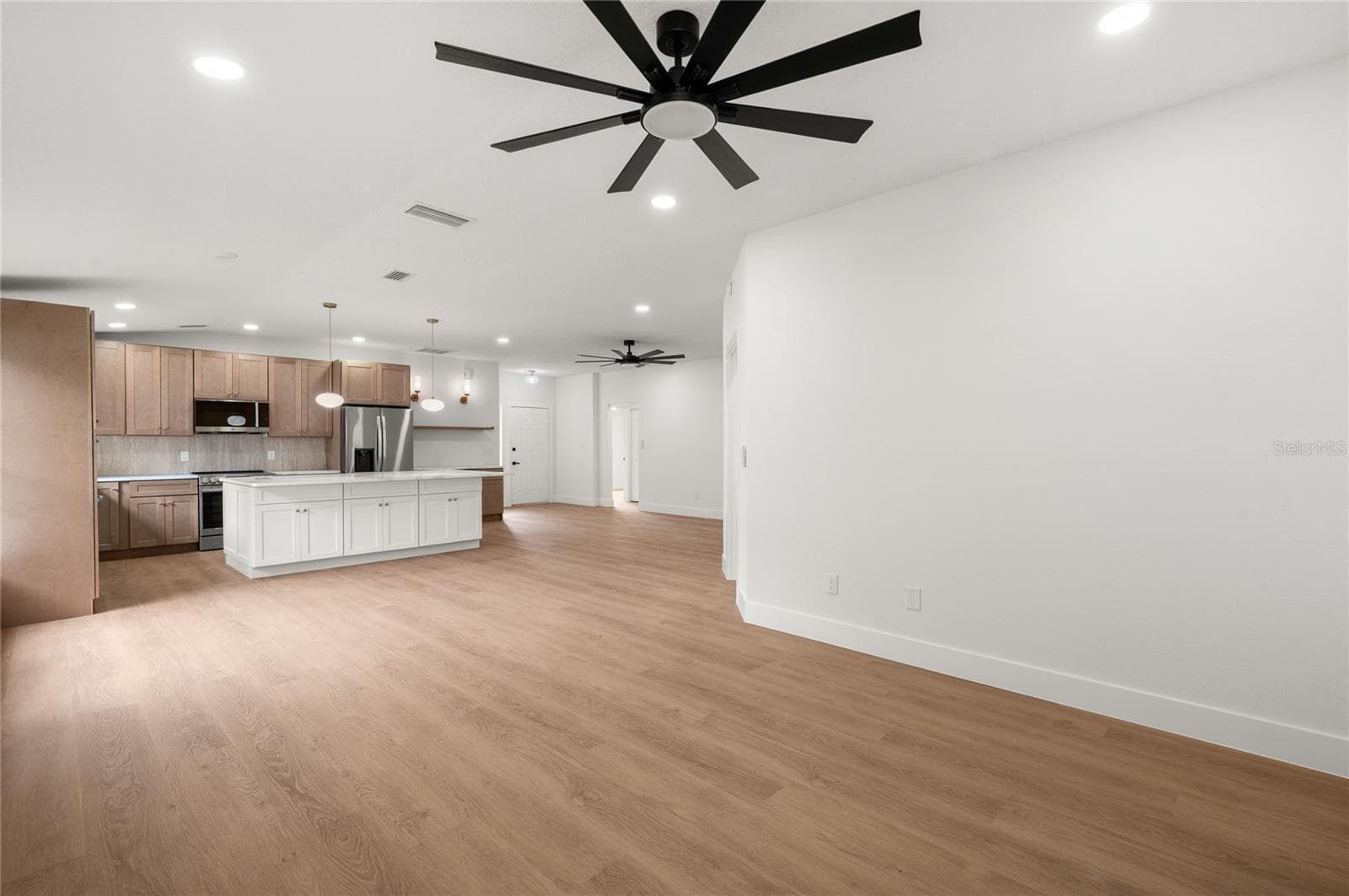 Single Family Residence at 939 PONDEROSA PINE CT, ORLANDO, photo 12 of 50