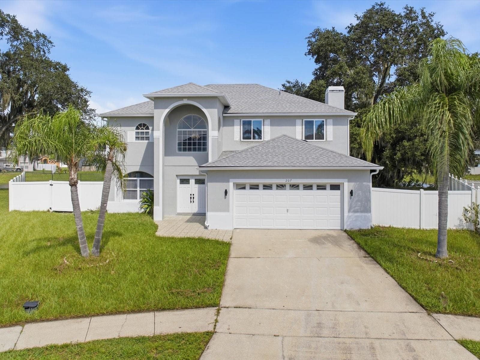 207 REDWOOD BARK TRL