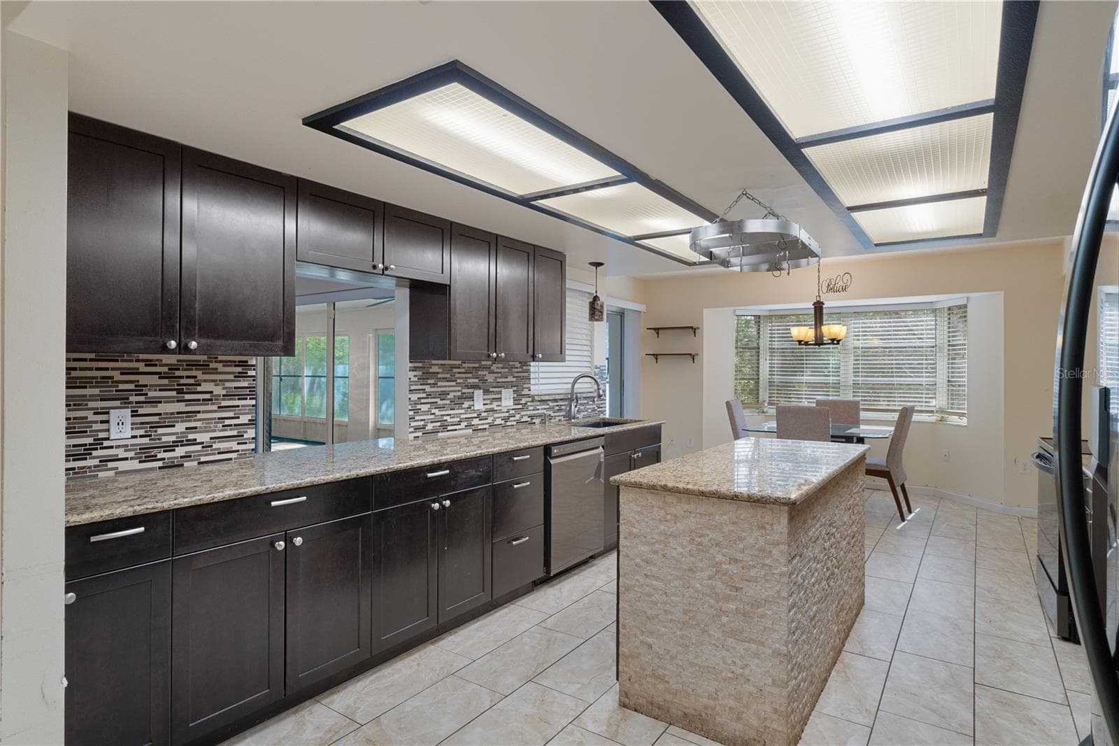 Single Family Residence at 31 MAYFLOWER CT S, HOMOSASSA, photo 23 of 60