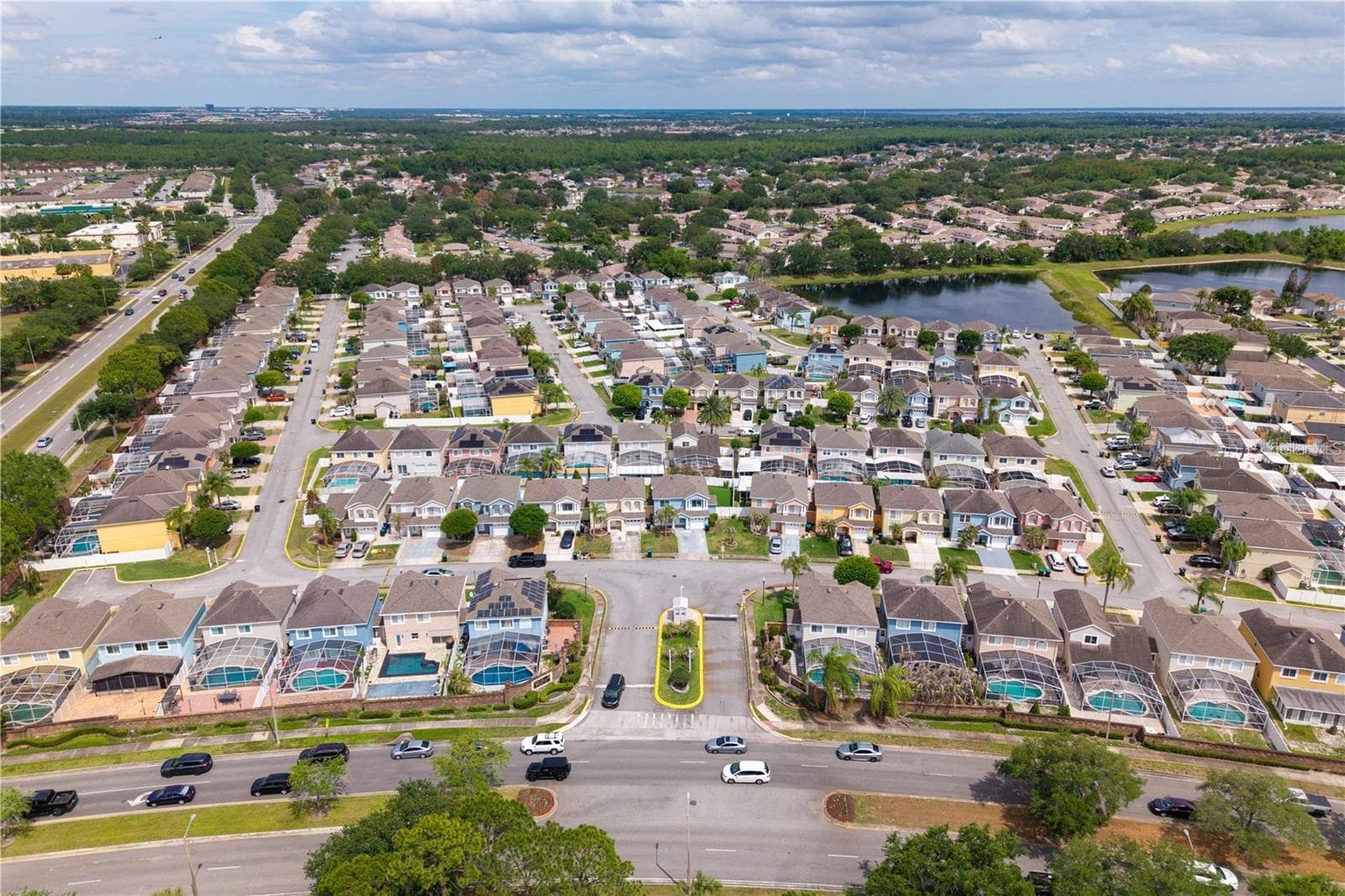 Single Family Residence at 14316 SUN BAY DR, ORLANDO, photo 22 of 25