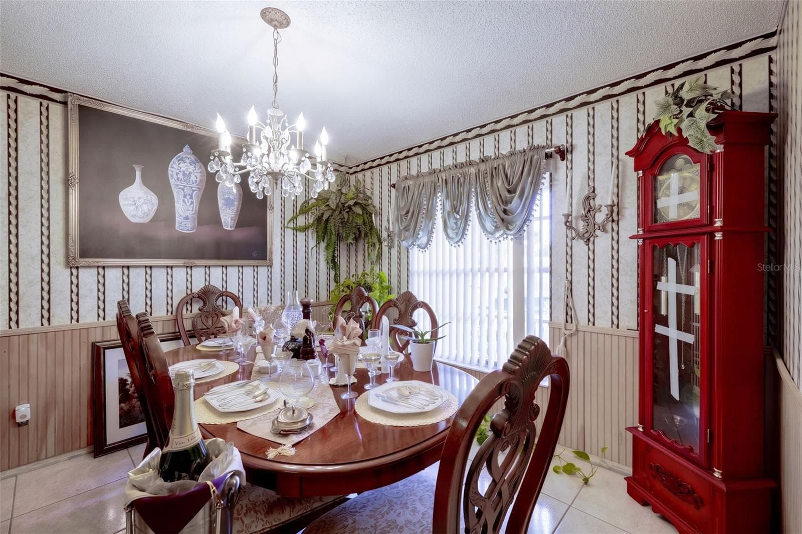 Single Family Residence at 2675 CLEARBROOK CIR, ORLANDO, photo 4 of 20