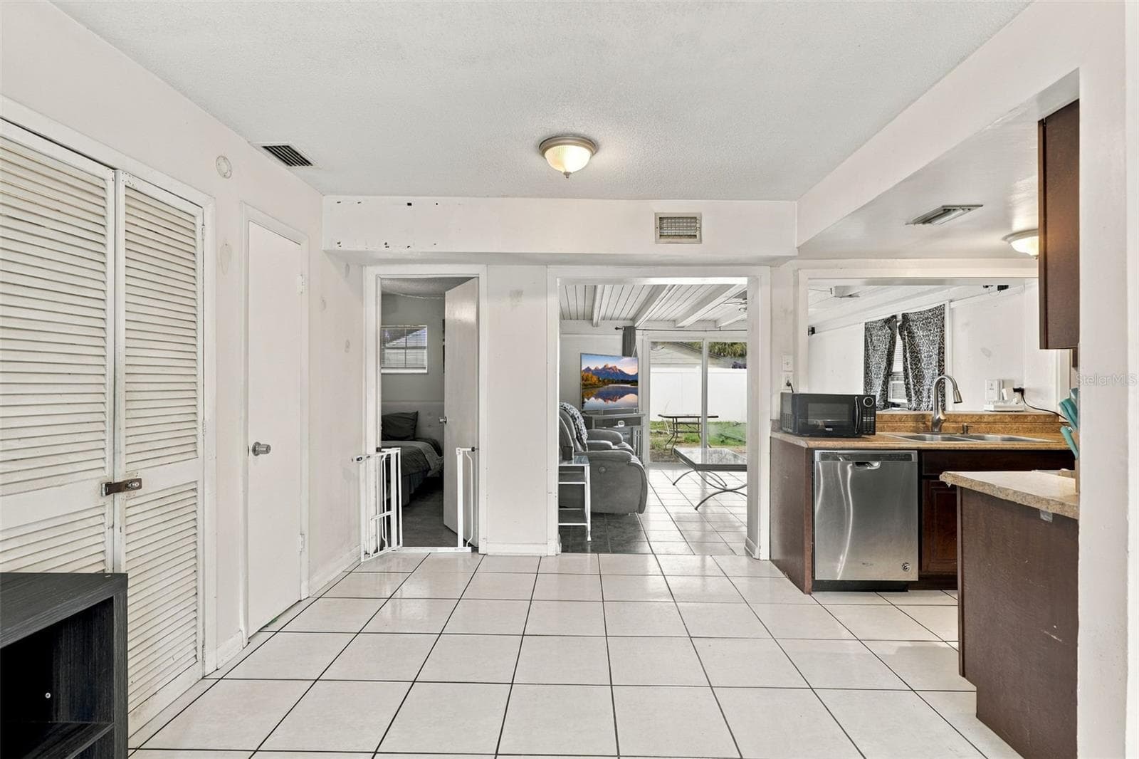 Single Family Residence at 631 JASMINE RD, CASSELBERRY, photo 11 of 28