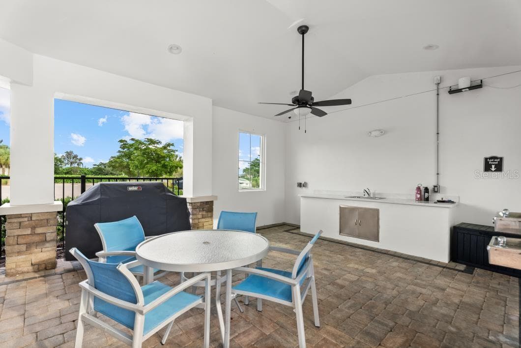 Single Family Residence at 5728 WOODLAND SAGE DR, SARASOTA, photo 44 of 46