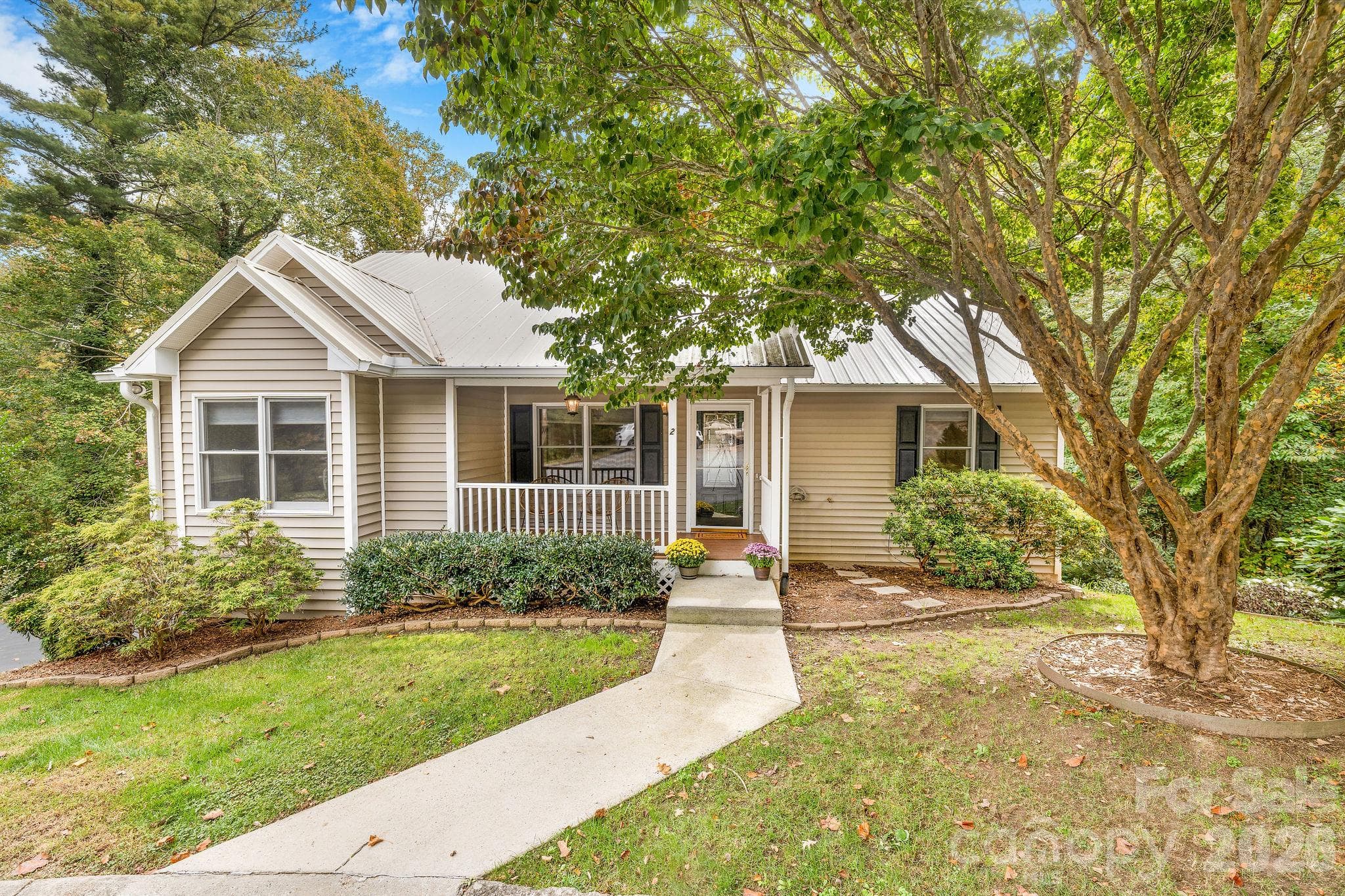 2 Maybury Place