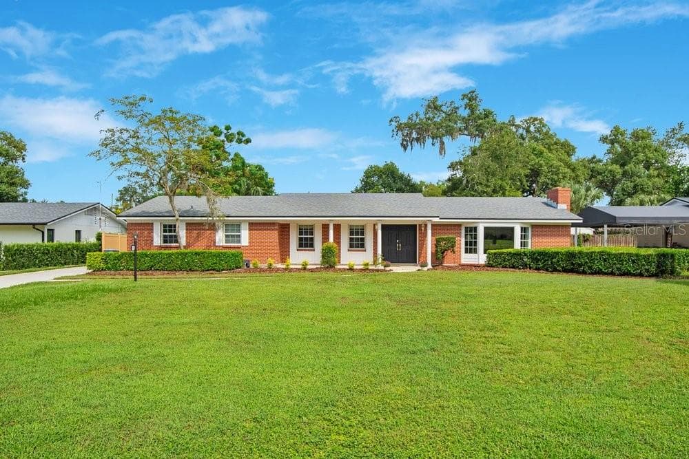 Single Family Residence at 109 PINE NEEDLE LN, ALTAMONTE SPRINGS, photo 2 of 37